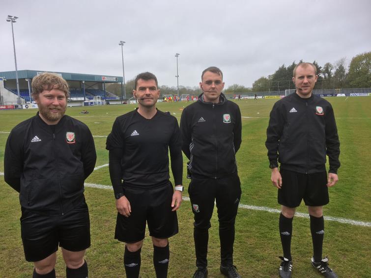 Ref Alex McInch, Bryn Jones, Daniel Beckett and Ben Williams